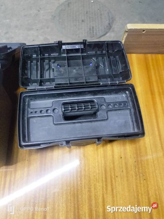 Dwie skrzynki narzędziowe