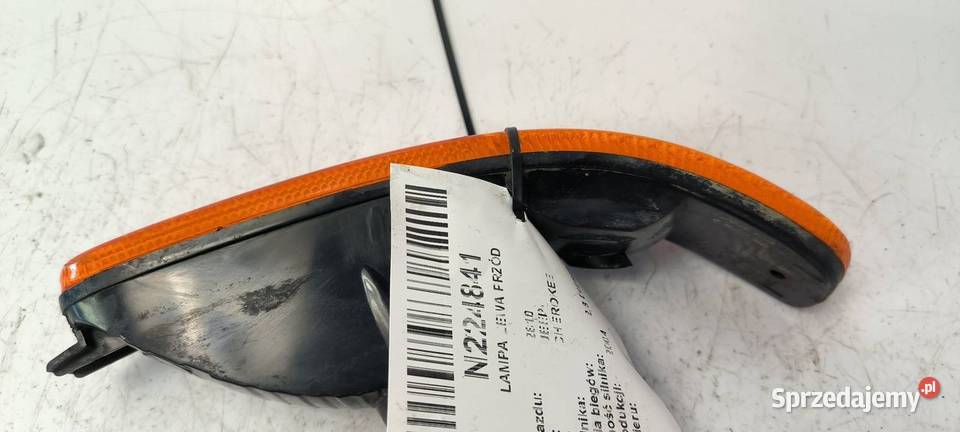 LAMPA LEWA PRZÓD JEEP CHEROKEE