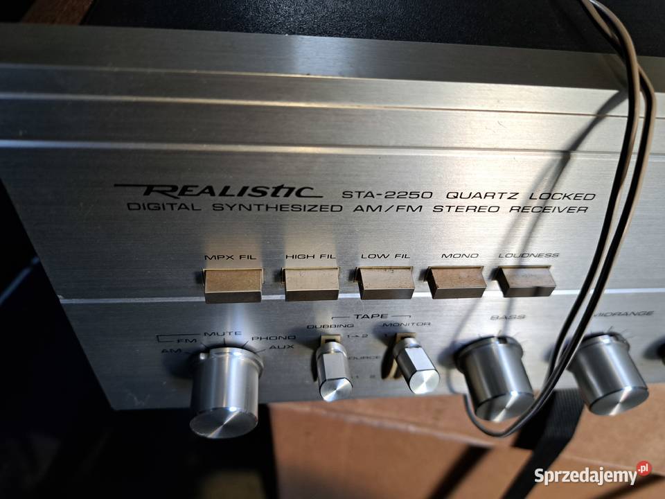 Radio wzmacniacz Realistic STA 2250 Gdów