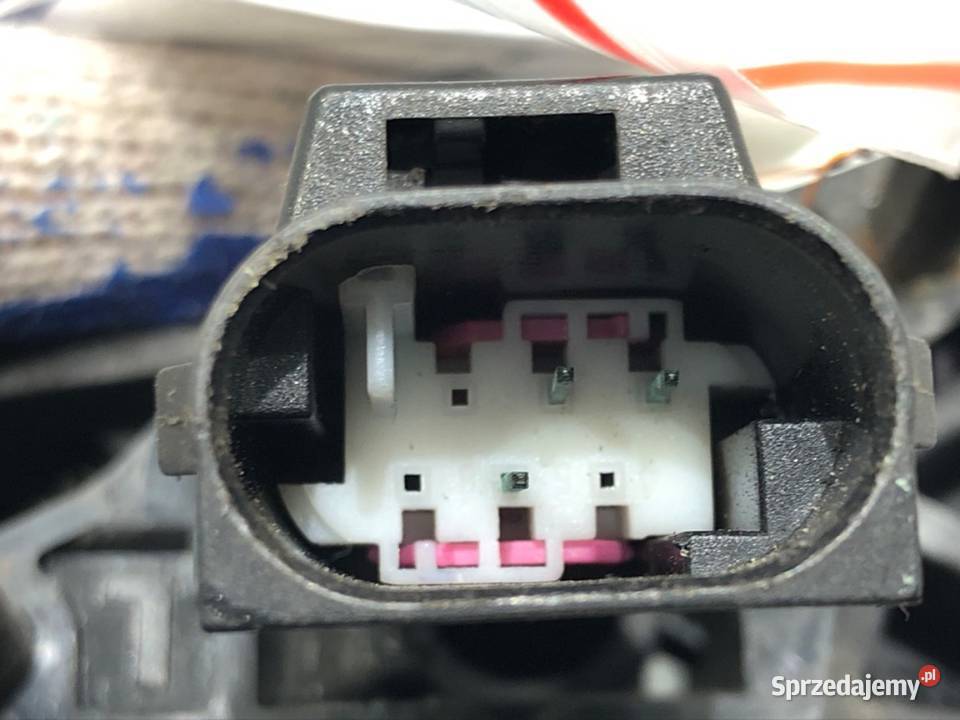 LUSTERKO LEWY MINI R50 R53 Hatchback 0106