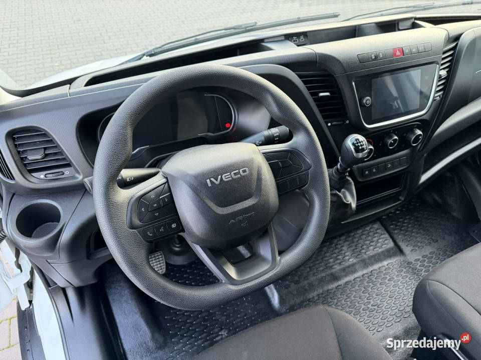 Iveco Daily 35C16 V Kontener Winda 750 Na 9900km Widełki