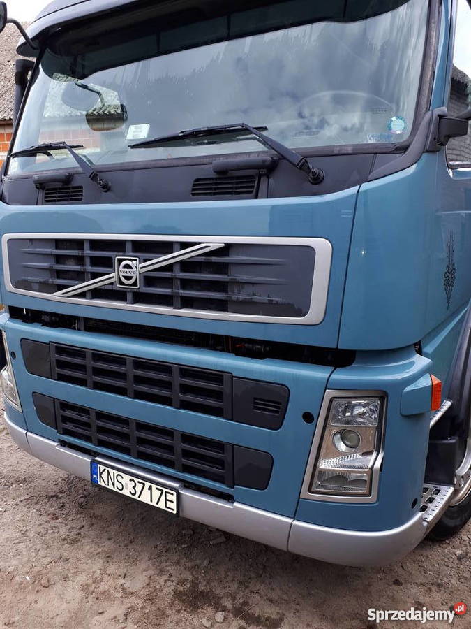 Volvo 380 Euro 5Zestaw Do Bydła Pezzaoil Napęd tylna oś Nowy Sącz