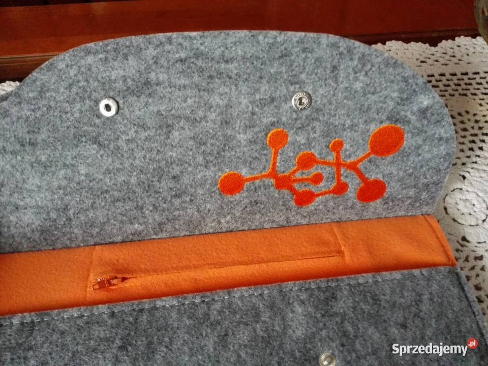 Teczka na dokumenty z filcu możliwość wysyłki Czersk