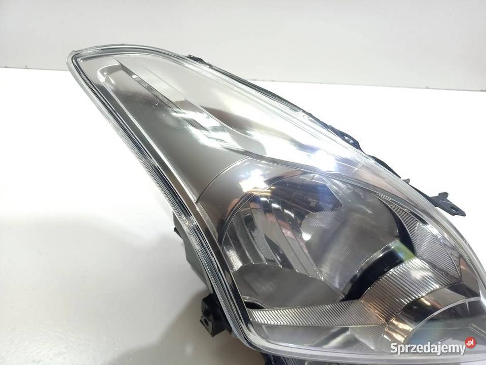 SUZUKI BALENO 2 II 20162021 REFLEKTOR PRAWY osobowe świętokrzyskie Skarżysko-Kamienna sprzedam