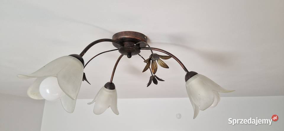 lampa sufitowa trzyramienna kwiat kwiatki