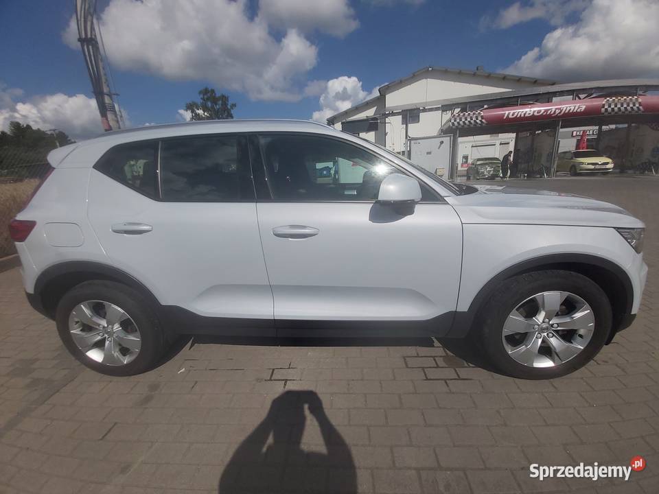 Volvo XC40 T3 1477 cn3 Benzyna 120kw 163 serwis kurtyny powietrzne Żukówko sprzedam
