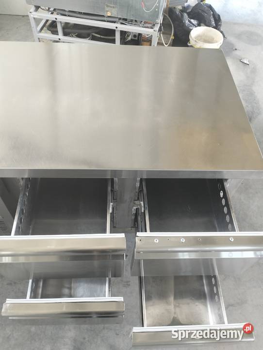 Stół chłodniczy gastronomiczny Graner 135x70x85 Słupia Kapitulna