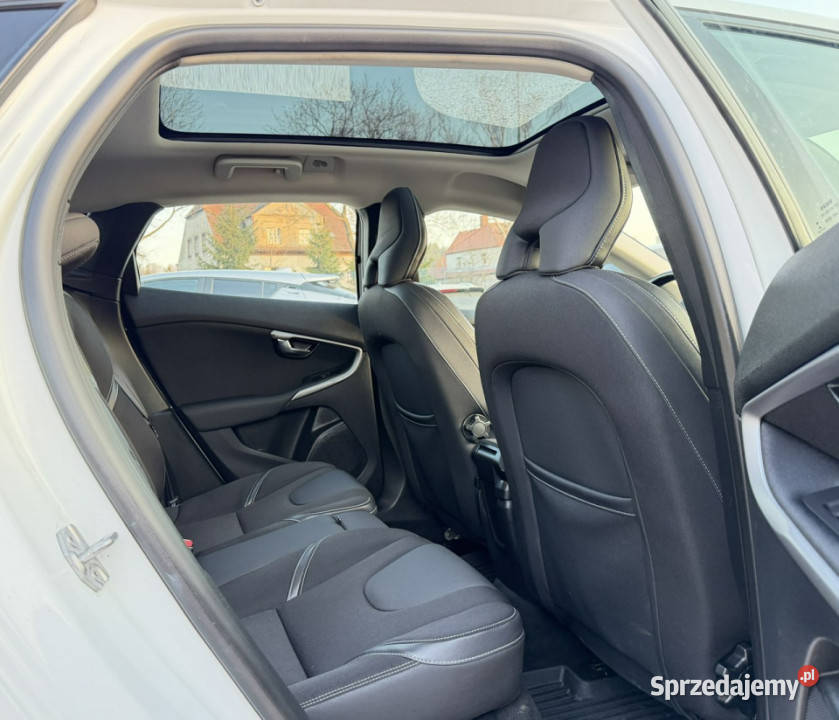 Volvo V40 D3NaviLEDPanoramaGwarancja II 2012 światła LED dolnośląskie Kamienna Góra