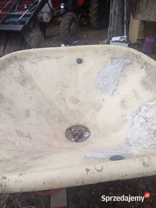 Rozsiewacz nawozu Skulsk