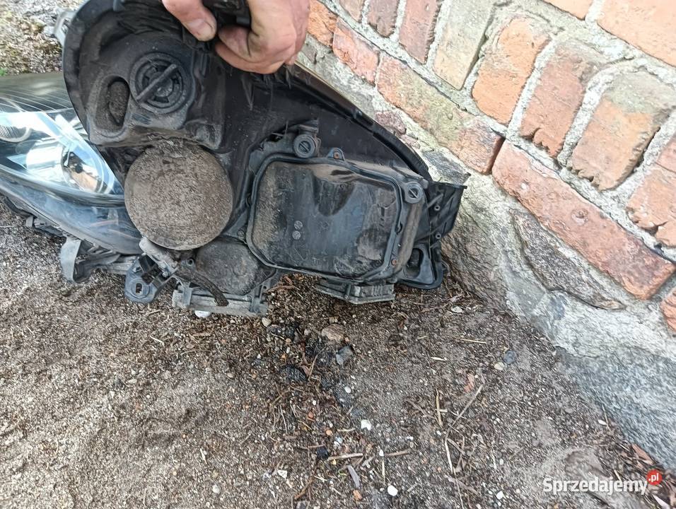 Lampy Astra H GTC xenon skrętny kompletne osobowe Poniec