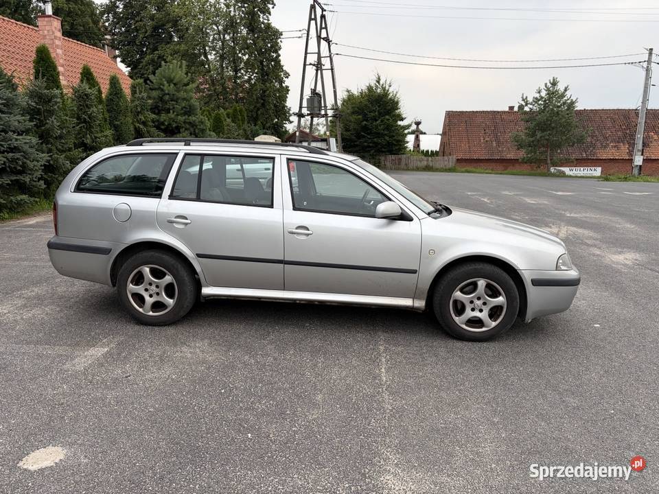 Skoda Octavia Tour Combi 2006 19 TDI 101 Długie Octavia Olsztyn