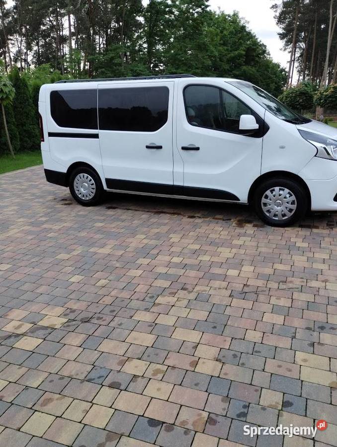 Renault Trafic III 2017r niski przebieg Trafic Stare Miasto