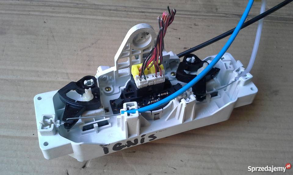 Suzuki Ignis FH 0003 panel sterowania ogrzewania osobowe Legnica