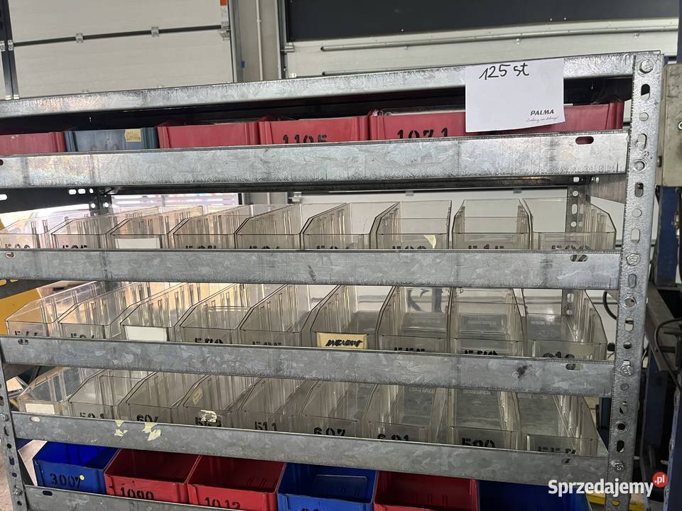 Regał z pojemnikami 125 sztuk Pojemniki podkarpackie Wierzbna
