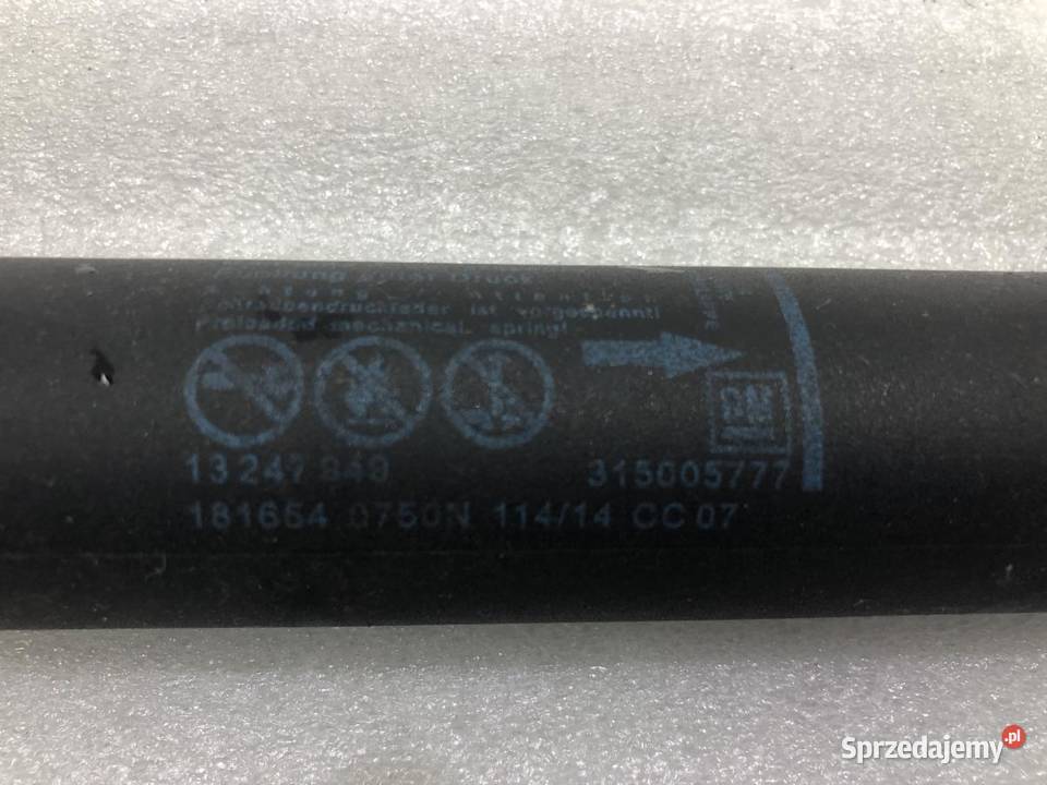 SIŁOWNIK KLAPY TYLNEJ OPEL INSIGNIA A 13441810