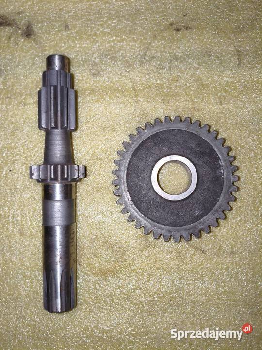 Wałek skrzyni biegów że wstecznym Dniepr MT z Leszno sprzedam