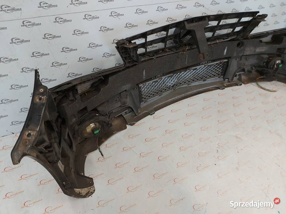 MERCEDES CL203 10r zderzak przód Kielce