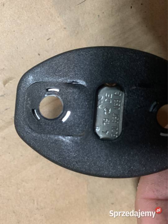 Rygiel drzwi 3C0837033 vw tiguan 5N lift zachodniopomorskie Szczecin sprzedam