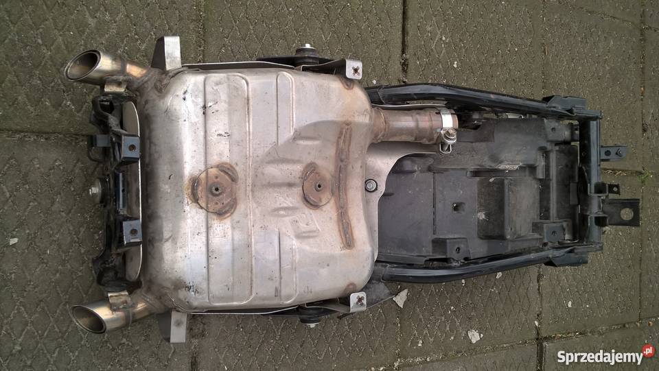 TŁUMIK Zadupek Rama Stelaż WYDECH SUZUKI GSR 600 sprzedam