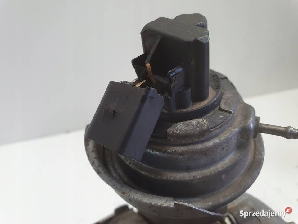 TURBOSPRĘŻARKA VW Passat B6 20 TDI turbo Rudka