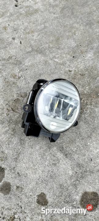 TOYOTA CHR II 23 HALOGEN PRAWY LED osobowe Poświętne sprzedam