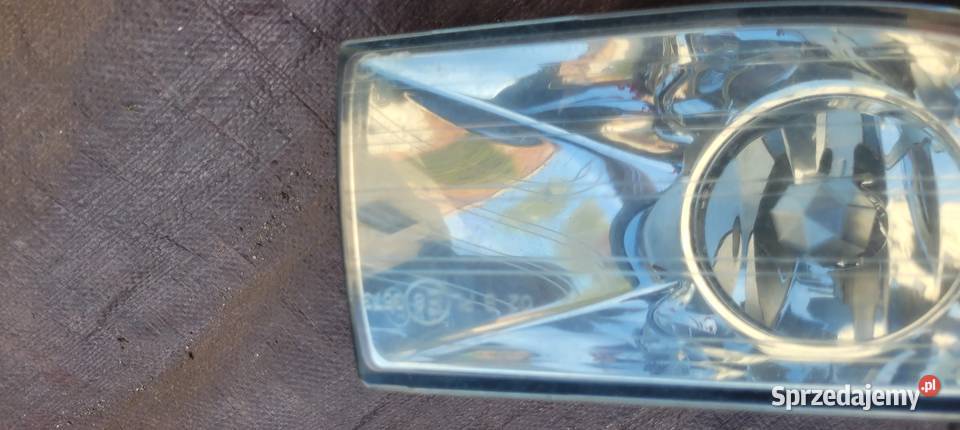 HALOGEN PRAWY PRZÓD SKODA OCTAVIA II 1Z0941700 Reflektory i halogeny Ruda Śląska