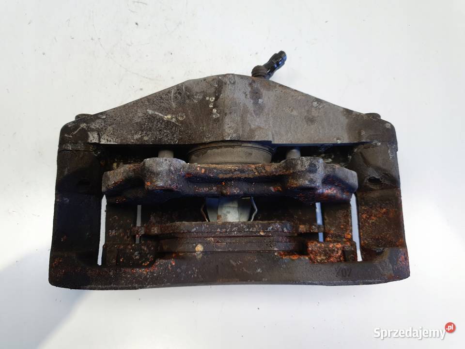 Volvo V40 II PRZEDNI ZACISK HAMULCOWY prawy Chełm sprzedam