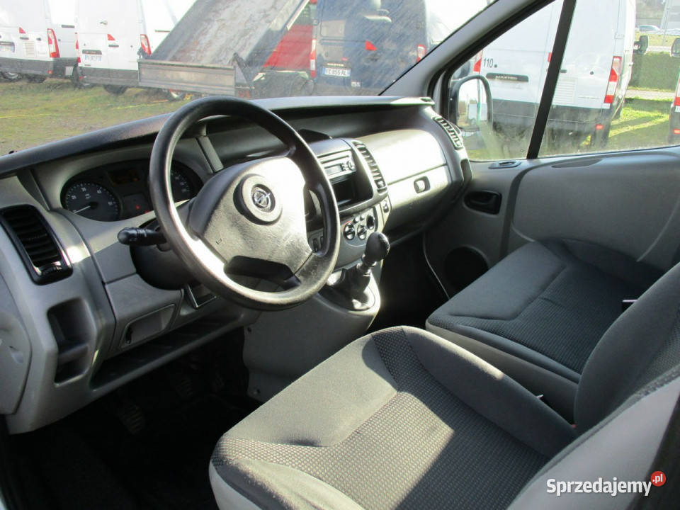Opel Vivaro 20 CDTI 115 brygadówka 6 osób elektryczne lusterka Dębica