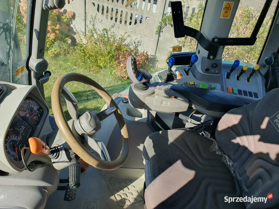 Ciągnik DeutzFahr 6165 z ładowaczem Quicke Q78 Łomża