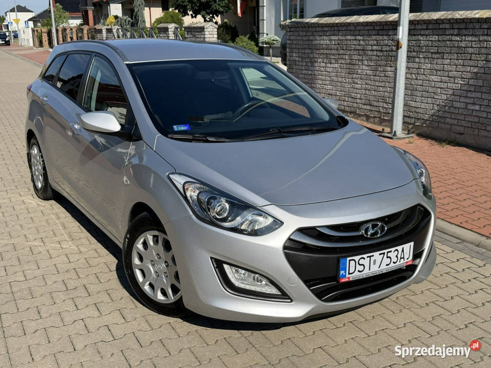 Hyundai i30 Hyundai i30 16CRDI 110 2014 LED II Gostyń