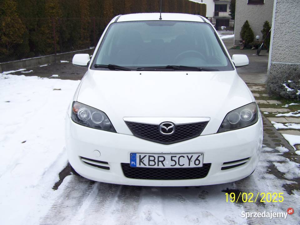 Mazda 2 12 75 liftingu klima super stan ikazja garażowany 2 Tarnów