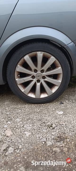 Opel Astra H Corsa Meriva Felgi 17 z oponami