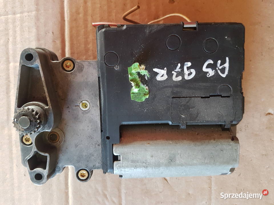 AUDI A3 8L SILNICZEK SZYBERDACHU 0390201632 Części samochodowe Turek