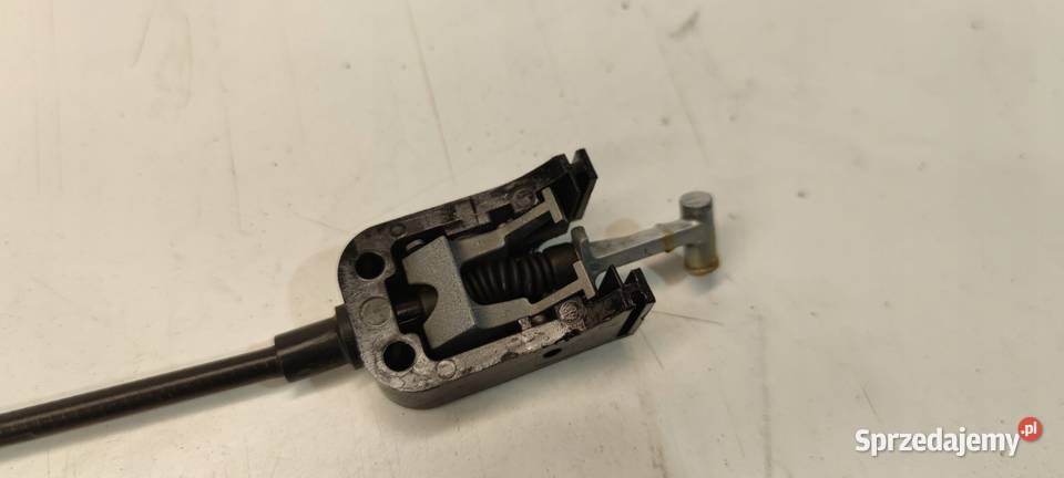 LINKA CIĘGNO DRZWI ZAMKA AUDI A3 8V 5N0837017D osobowe Przystajń sprzedam