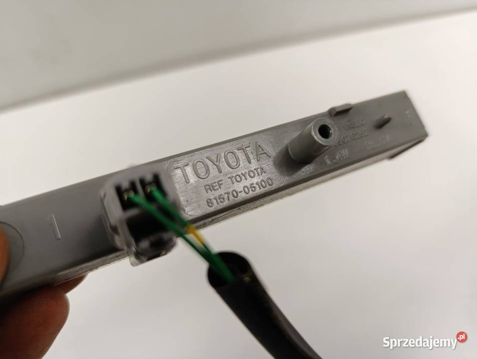 TOYOTA VERSO 20092013 LAMPA 3 STOP Zbierkowo