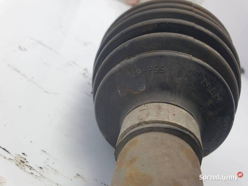 PÓŁOŚ PRAWA PRZÓD RENAULT CLIO III 15 DCI