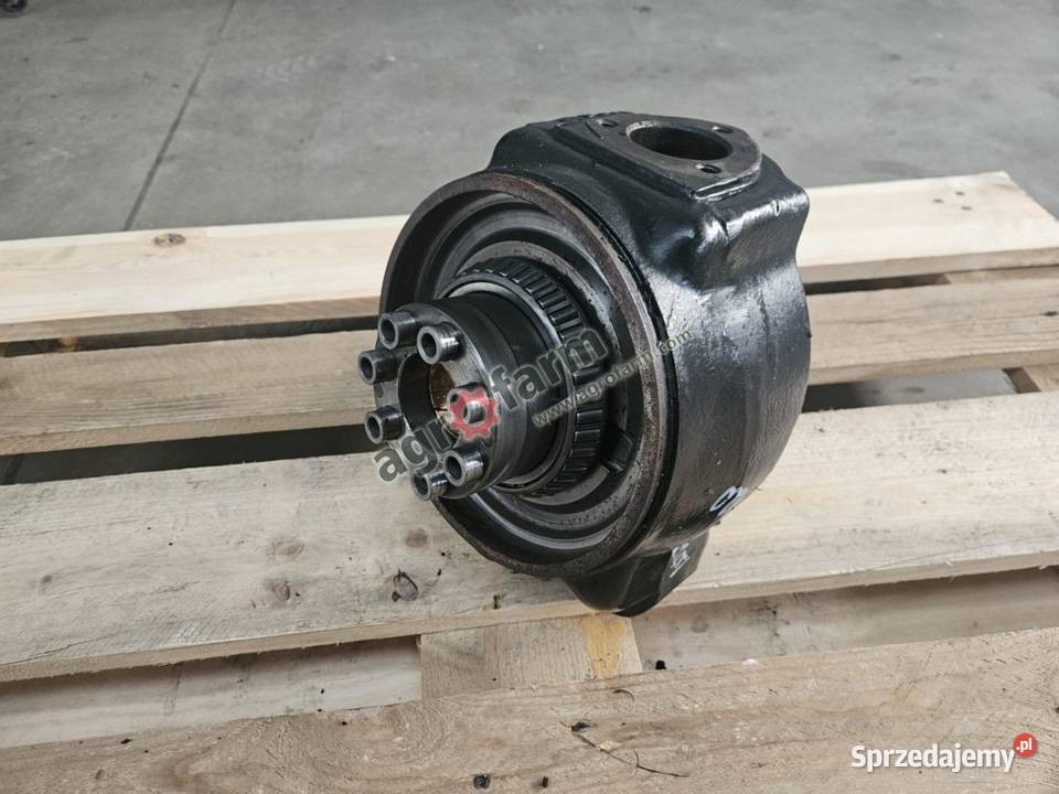 Zwrotnica LH Case Luxxum 120 110 100 Układ kierowniczy i oś przednia Byków