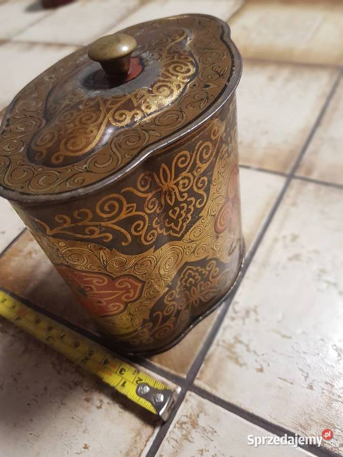 Z kolekcjiPrzedwojenny metalowy pojemnik do