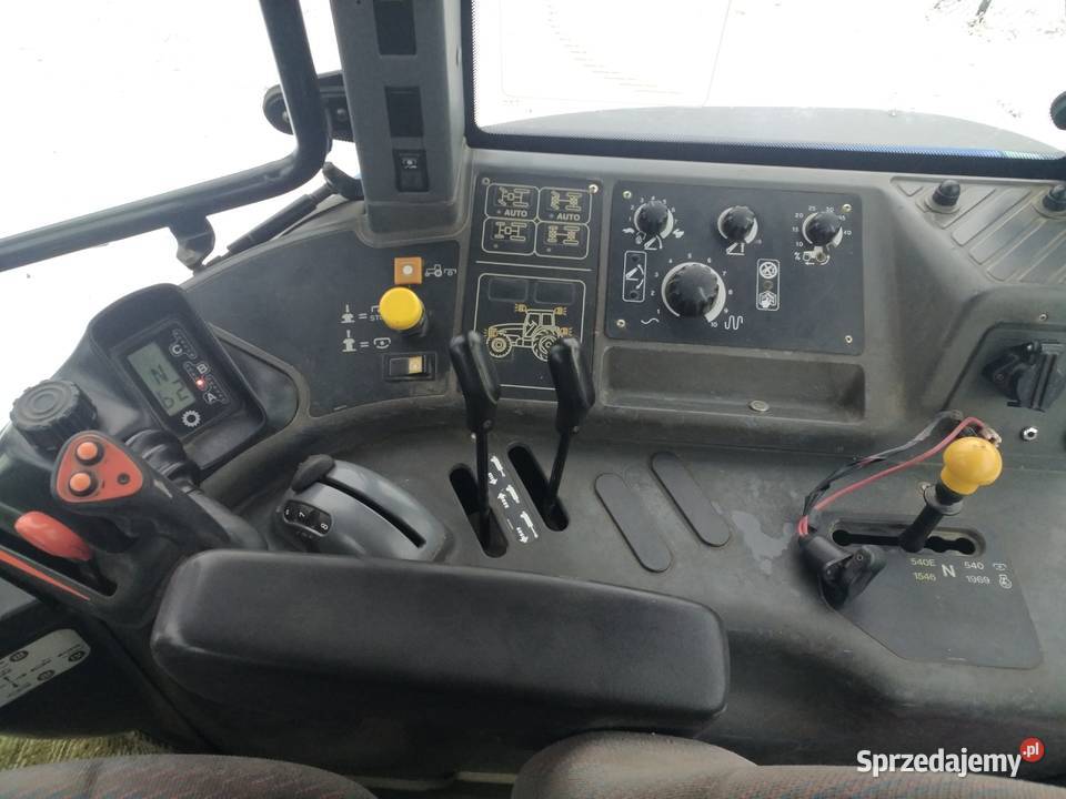 Ciągnik Holland TM165 Bukowiany