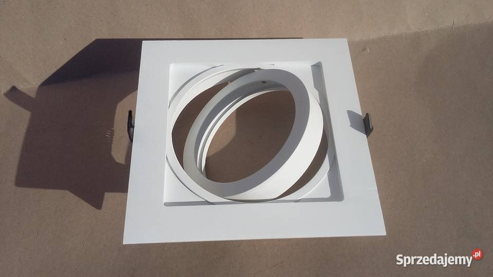 Lampa wpuszczana w sufit do sufitu 111mm mazowieckie Warszawa
