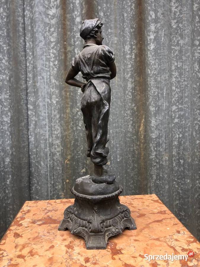 Zabytkowa figurka 41 Łowicz