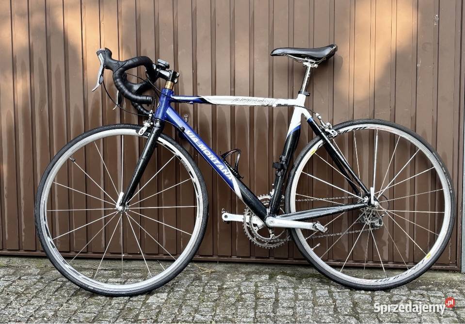 Accent via Montana Szosowe