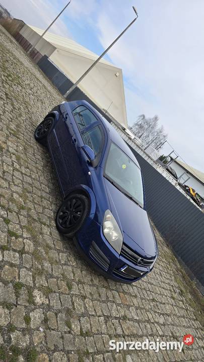 Opel Astra H 16 Benzyna