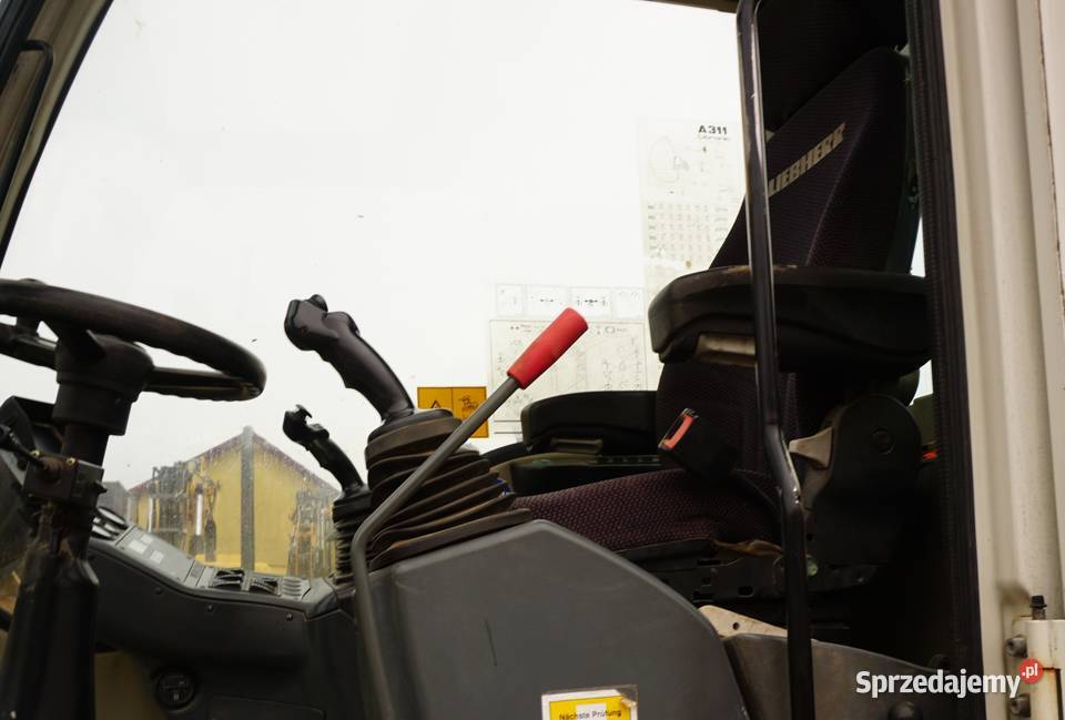 Koparka kołowa Liebherr A 311 2013 Rok produkcji 2013 Jeziorko