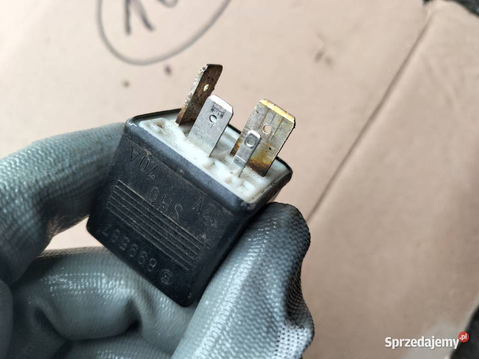 PRZEKAŹNIK 8A0951253 202 Kamień-Kolonia sprzedam