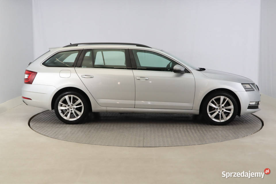Skoda Octavia 15 TSI radio Zabrze