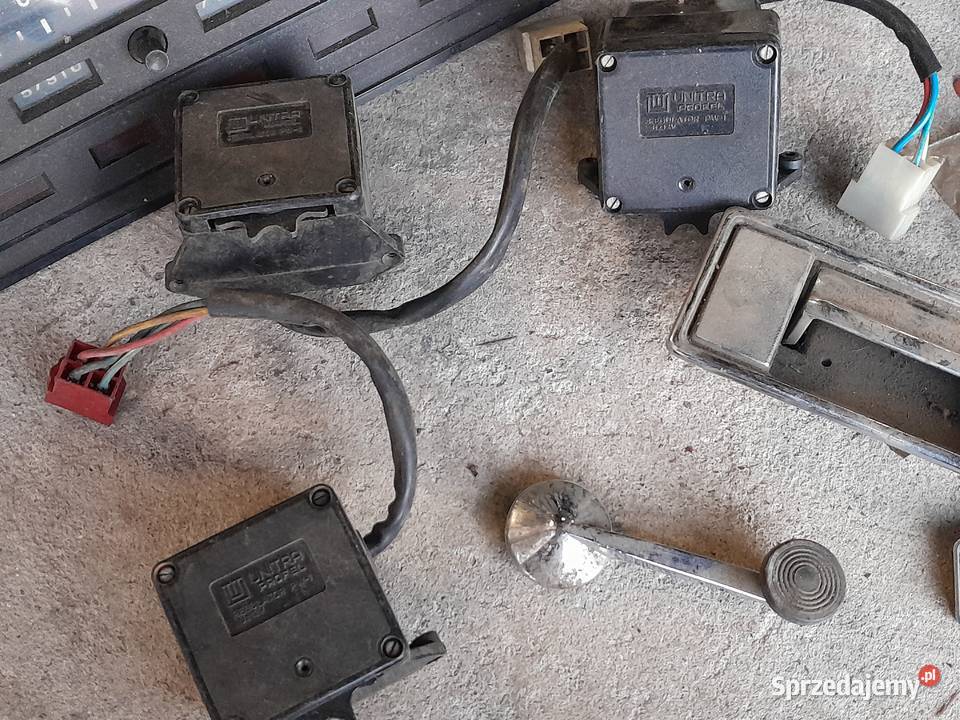 Różne części Fiat 125p Polonez pompa wody Pozostałe Dąbrowa Górnicza sprzedam