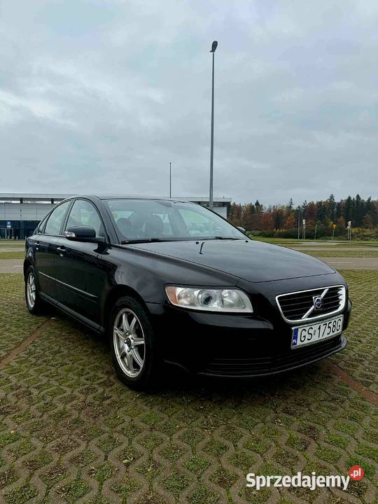 VOLVO s40 2008 18 benzyna 158 Zarejestrowany w Polsce Słupsk