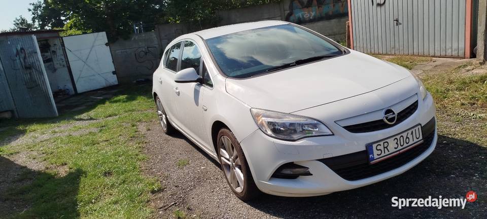 Opel astra j 14 turbo lpg grzana kierownica światła do jazdy dziennej sprzedam