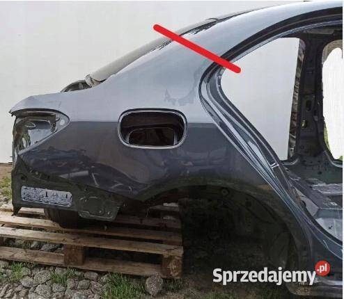 W205 ĆWIARTKA BŁOTNIK PRAWY TYŁ ĆWIARTKA 755